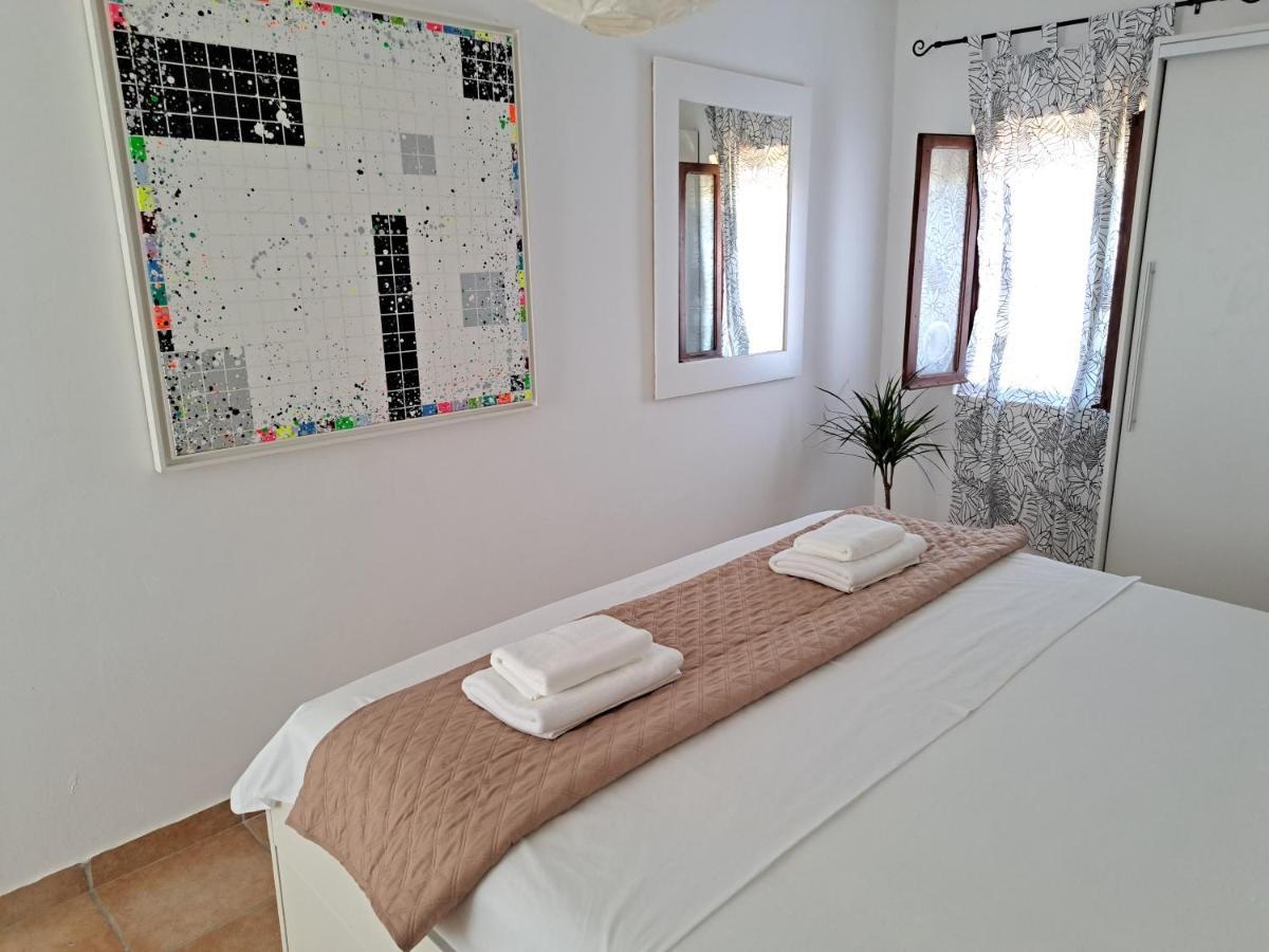 Family Apartment In Center Of Murter Kültér fotó