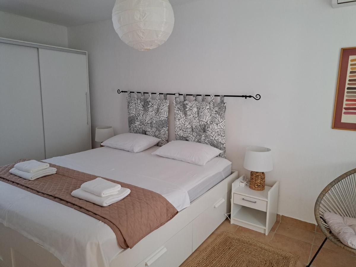 Family Apartment In Center Of Murter Kültér fotó